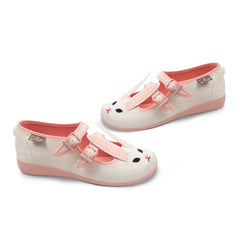 Chocolaticas® Rabbit Women's Mary Jane Flat